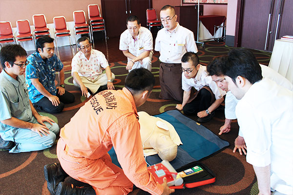 水難事故訓練・AED講習会の実施